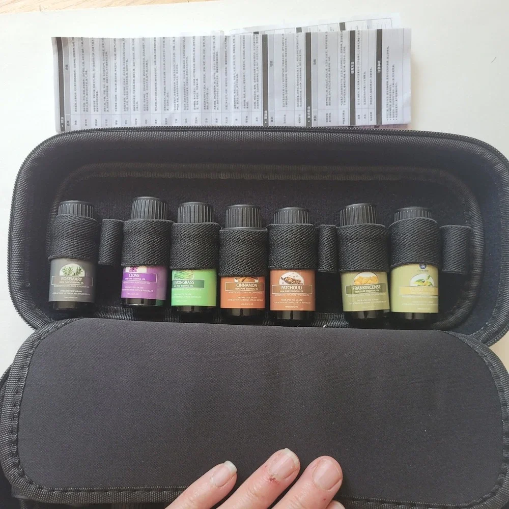 Lagunamoon Essential Oils 16 Lot Therapeutic Grade 10ml Case‎